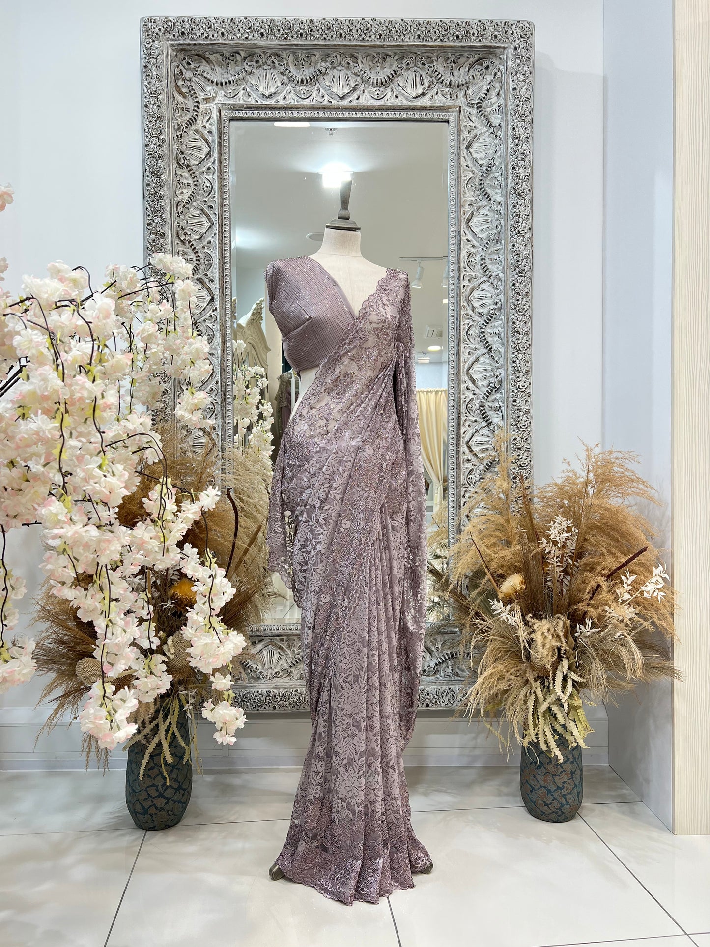 Signature Chantilly Lace & Diamante Sari W/Petticoat NC015